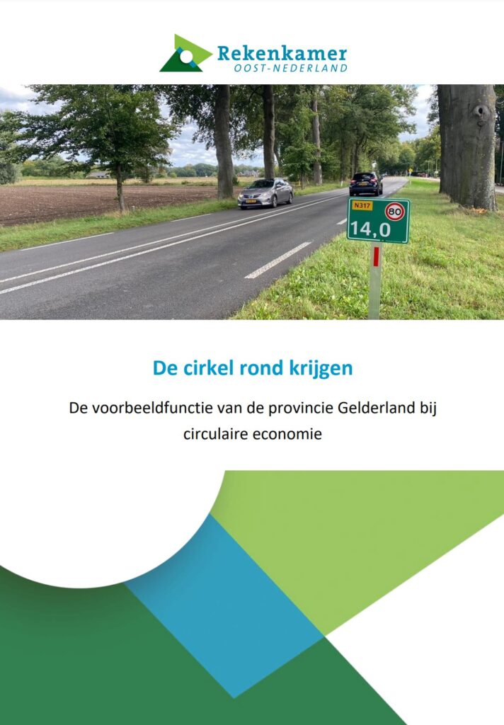 Omslagafbeelding publicatie: De voorbeeldfunctie van de provincie Gelderland bij circulaire economie. Titel: De circel rond krijgen. Foto: twee auto's op de N317, 80 km weg.