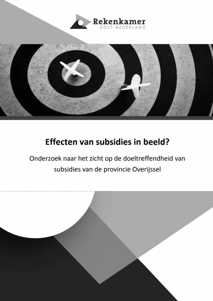 Omslagafbeelding onderzoek naar het zicht op de doeltreffendheid van subsidies van de provincie Overijssel. Titel: Effecten van subsidies in beeld? Foto van een dartbord.